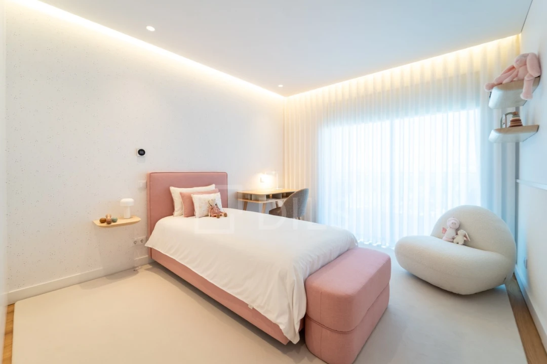 Apartamento T5 para Venda em Canidelo Foto 5