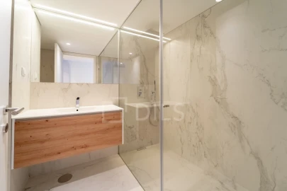 Apartamento T5 para Venda em Canidelo