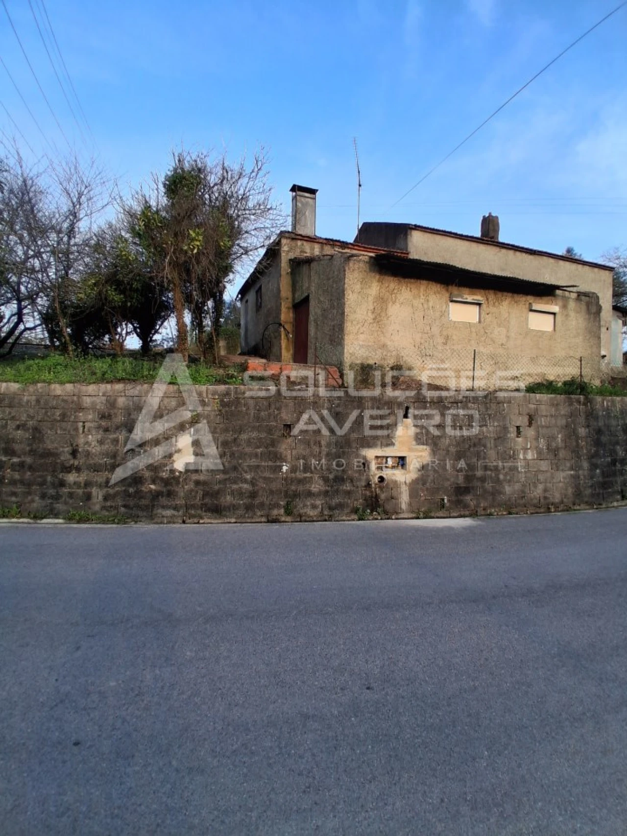 Moradia T2 para Venda em Travassô e Óis da Ribeira Foto 1