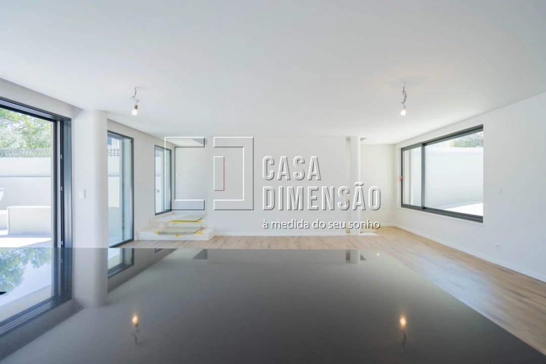 Moradia T3 para Venda em Barcarena Foto 18