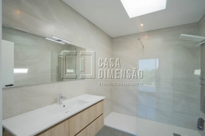 Moradia T3 para Venda em Barcarena