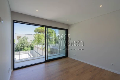 Moradia T3 para Venda em Barcarena