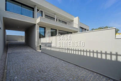 Moradia T3 para Venda em Barcarena