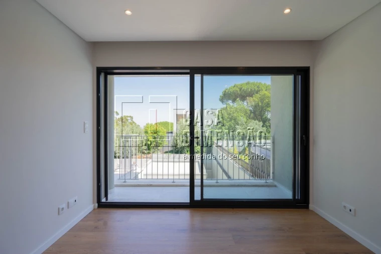 Moradia T3 para Venda em Barcarena Foto 59