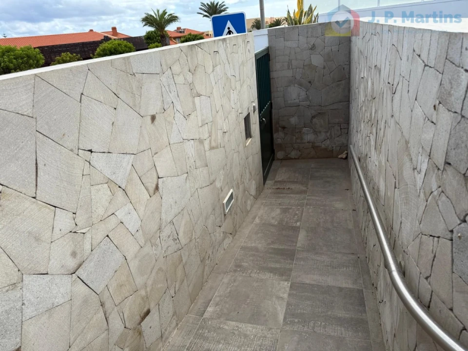 Moradia T3 para Venda em Porto Santo Foto 17