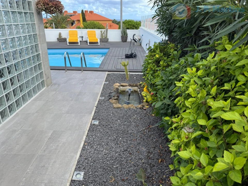 Moradia T3 para Venda em Porto Santo Foto 37