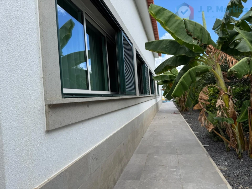 Moradia T3 para Venda em Porto Santo Foto 38