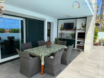 Moradia T3 para Venda em Porto Santo