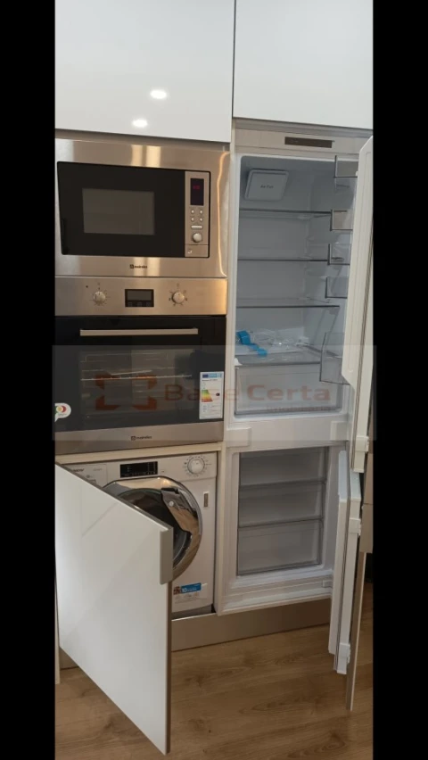 Apartamento T2 para Venda em Benfica