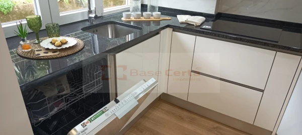 Apartamento T2 para Venda em Benfica