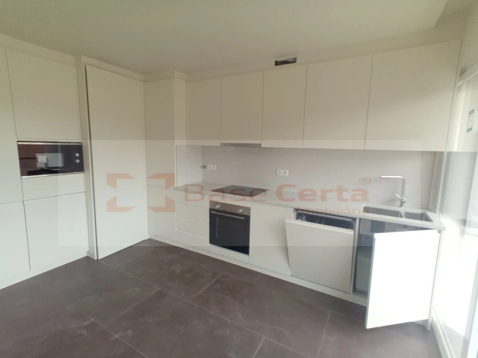 Apartamento T2 para Venda em Santa Clara Foto 33