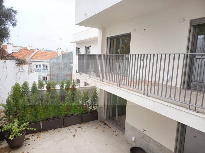 Apartamento T2 para Venda em Santa Clara Foto 2