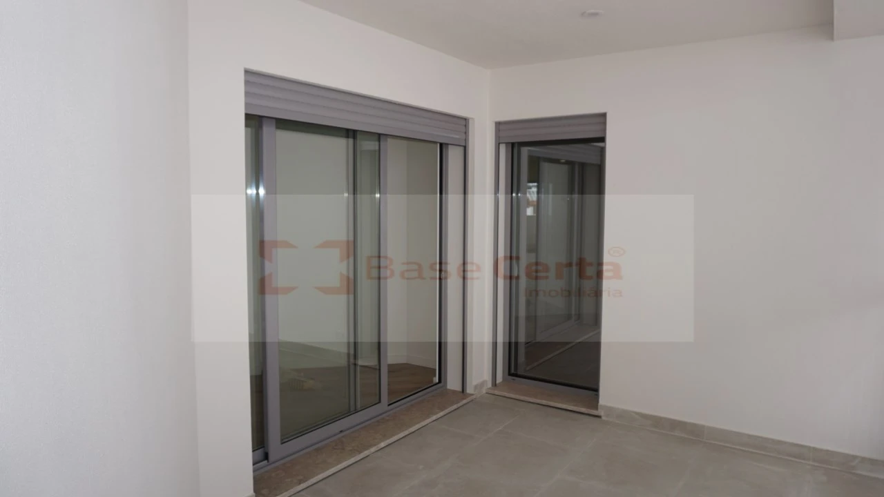 Apartamento T2 para Venda em Santa Clara Foto 12