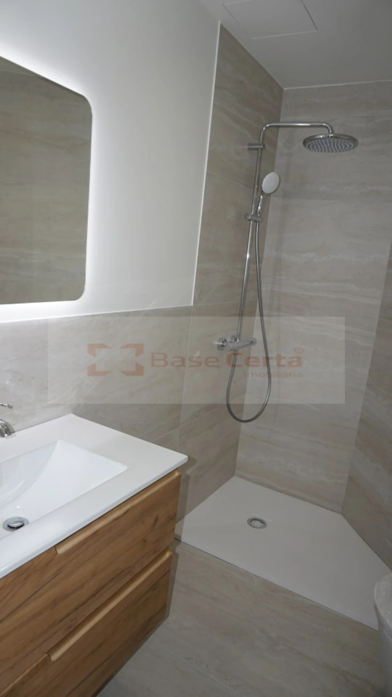 Apartamento T2 para Venda em Santa Clara Foto 22