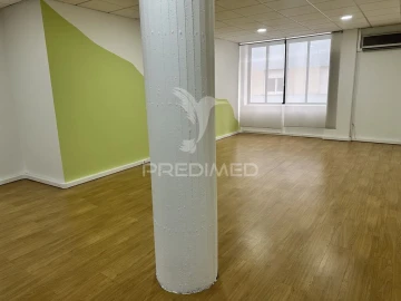 Loja para Venda em Santa Maria Maior