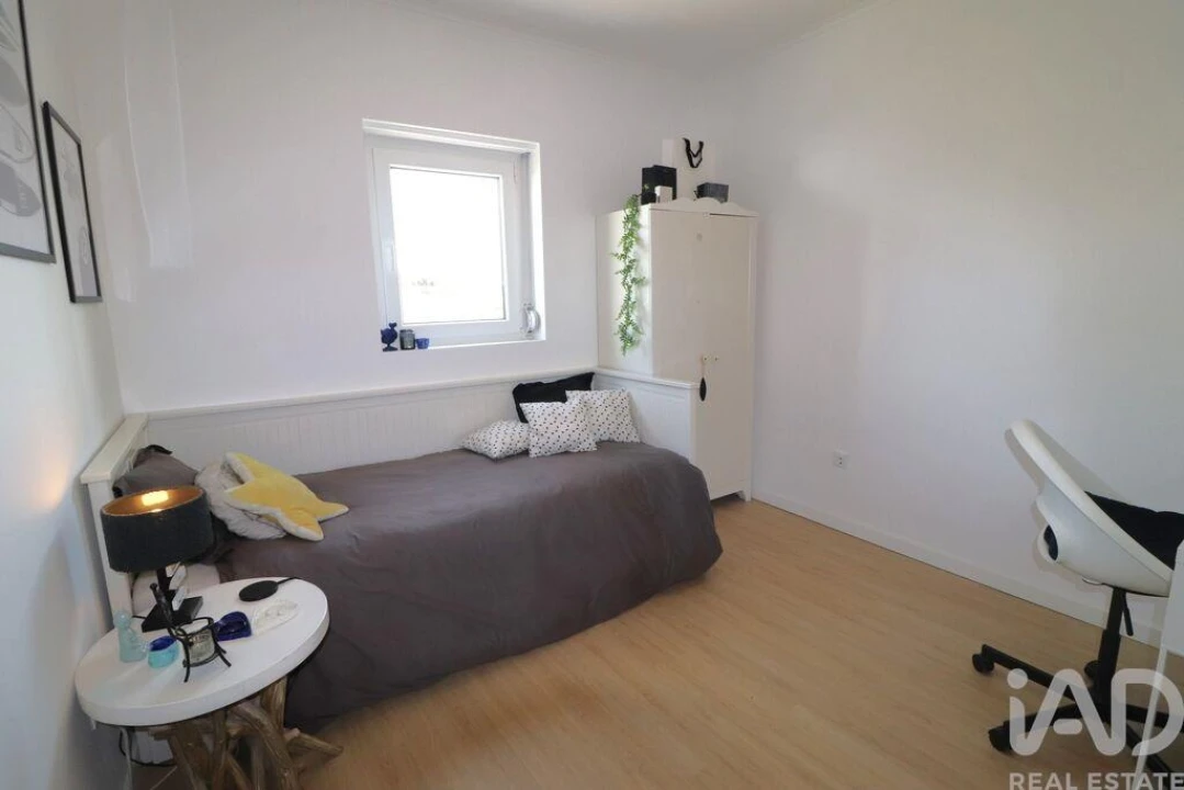 Moradia T5 para Venda em Silveira Foto 16