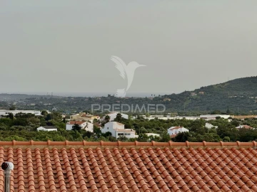 Moradia T9 para Venda em Loule (São Sebastião)