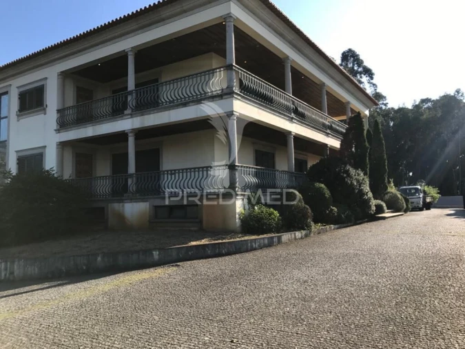 Moradia T7 para Venda em Bougado (São Martinho e Santiago) Foto 4