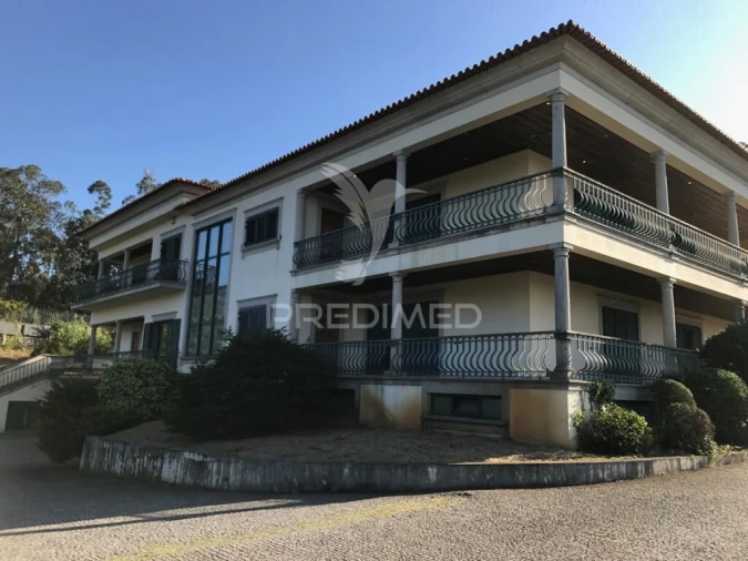 Moradia T7 para Venda em Bougado (São Martinho e Santiago) Foto 2