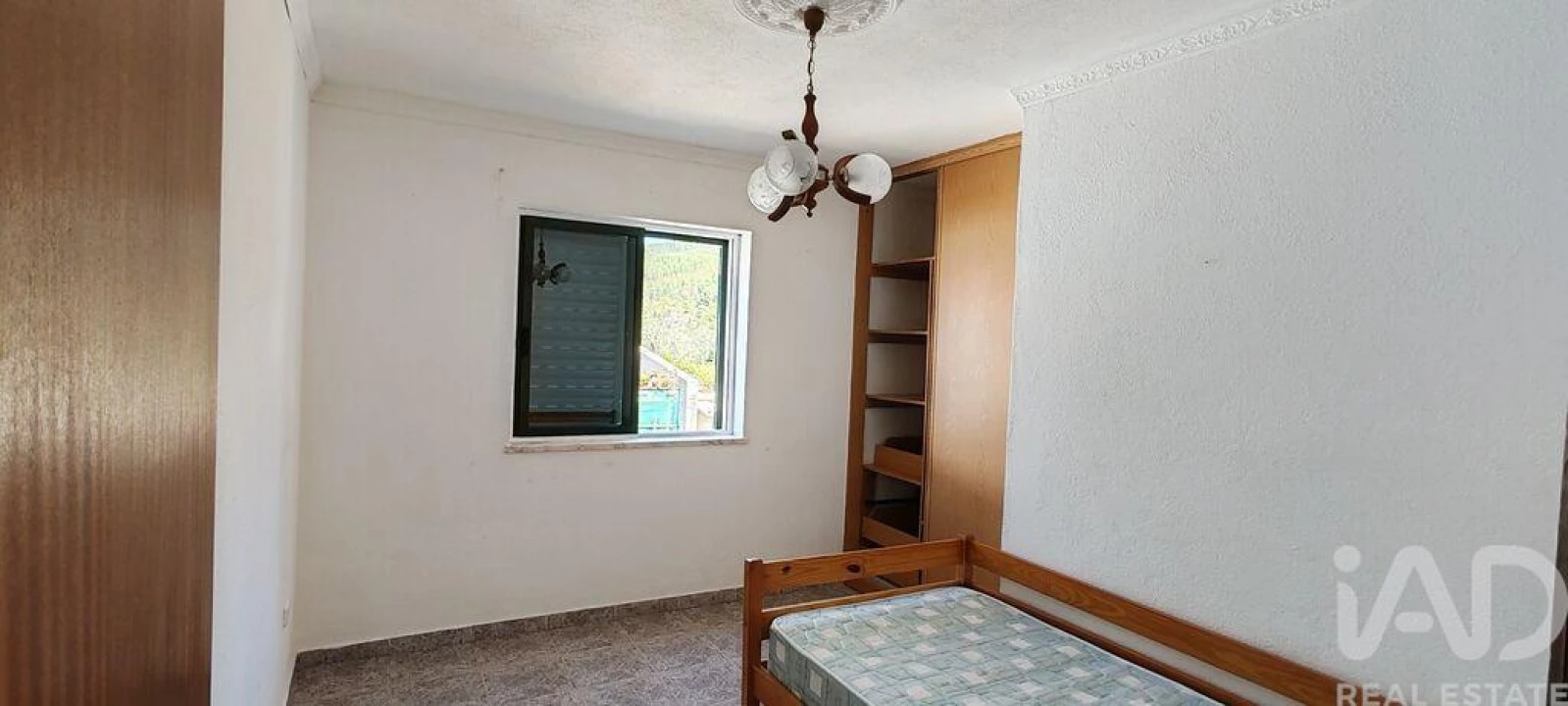 Moradia T3 para Arrendamento em Alvares Foto 15