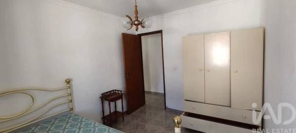 Moradia T3 para Arrendamento em Alvares