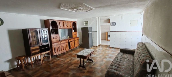 Moradia T3 para Arrendamento em Alvares