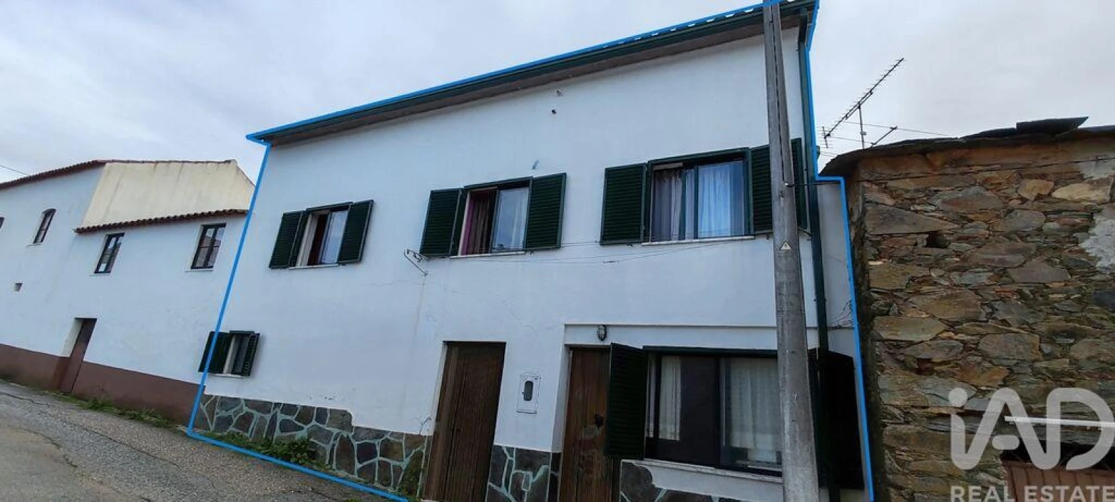 Moradia T3 para Arrendamento em Alvares Foto 1