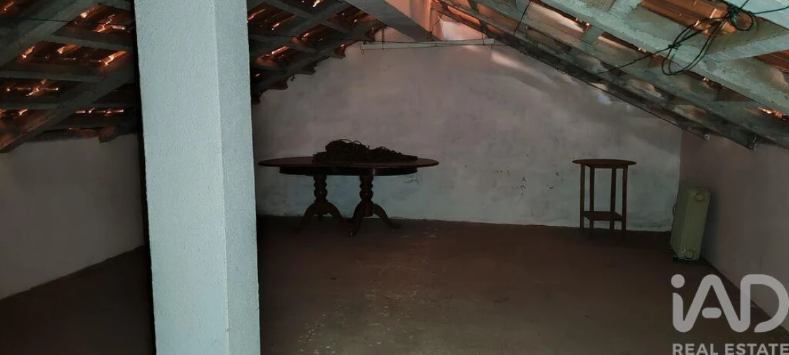 Moradia T3 para Arrendamento em Alvares Foto 25