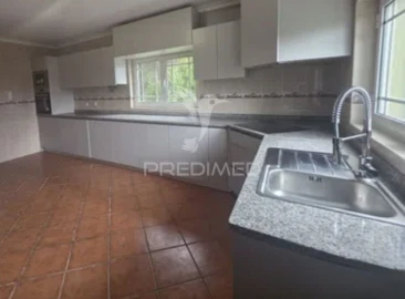 Moradia T3 para Venda em Aboadela, Sanche e Várzea