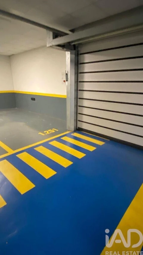 Garagem para Arrendamento em Avenidas Novas