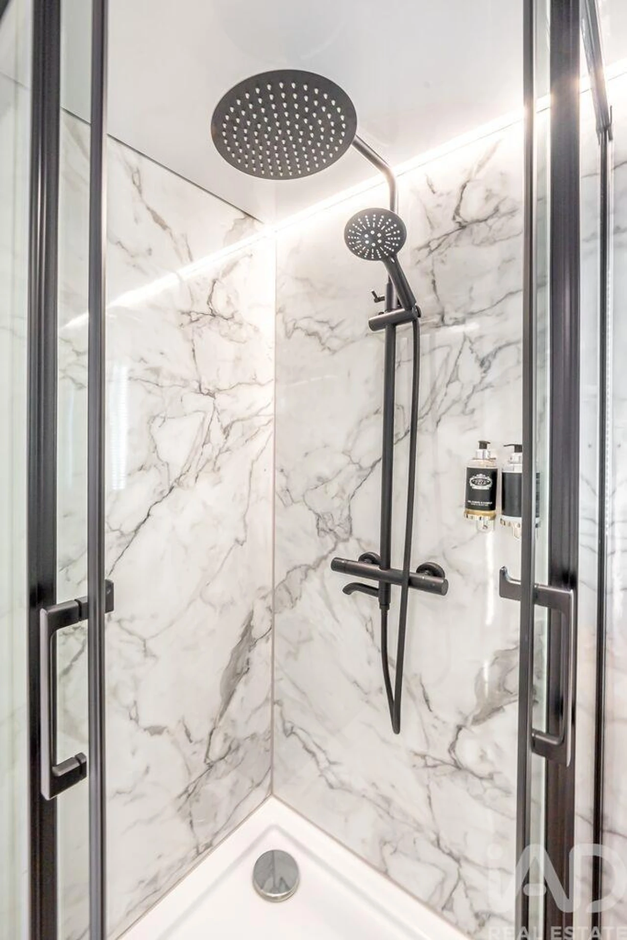 Apartamento T1 para Venda em Olivais Foto 16