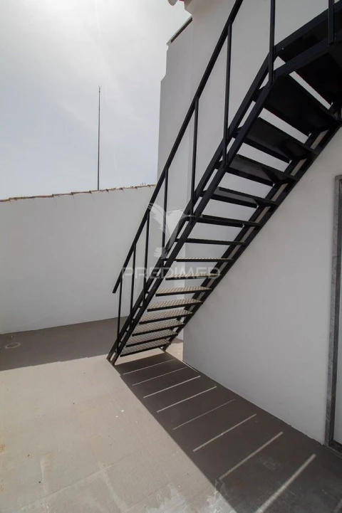 Moradia T4 para Venda em Vimieiro