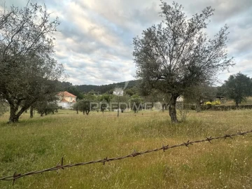 Moradia T3 para Venda em Planalto de Monforte (Oucidres e Bobadela)