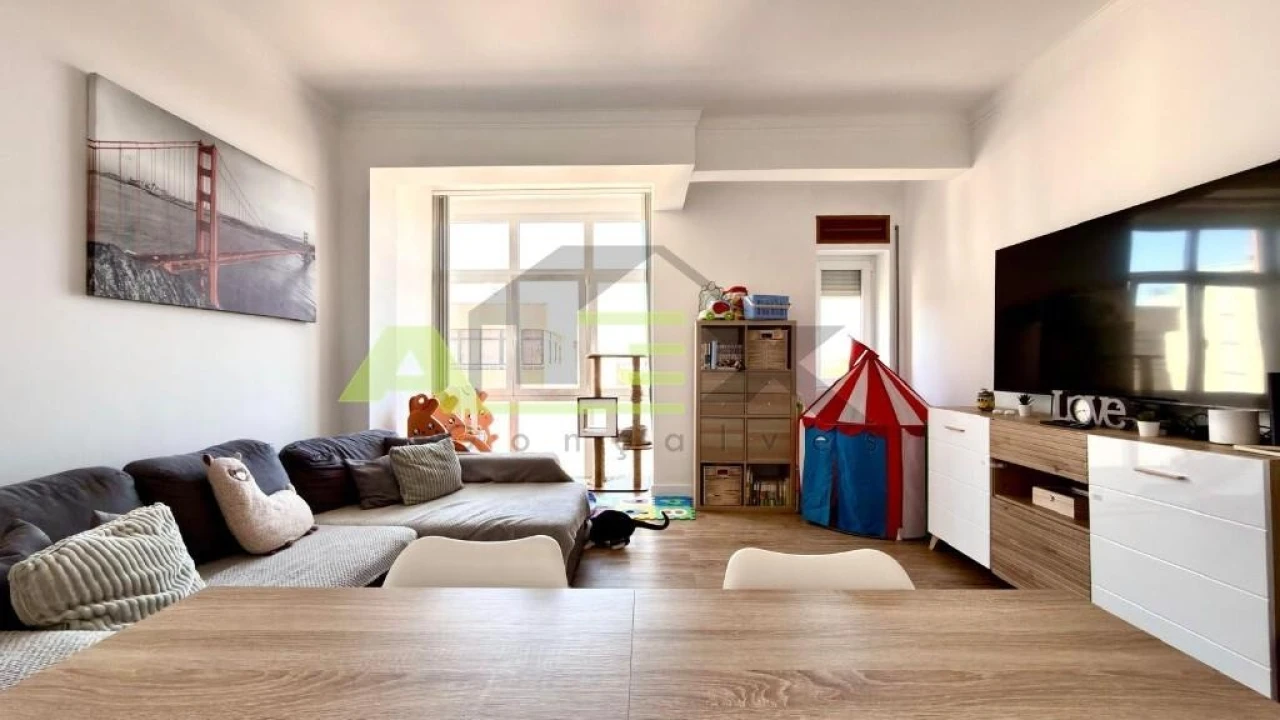 Apartamento T3 para Venda em Almada, Cova da Piedade, Pragal e Cacilhas Foto 6