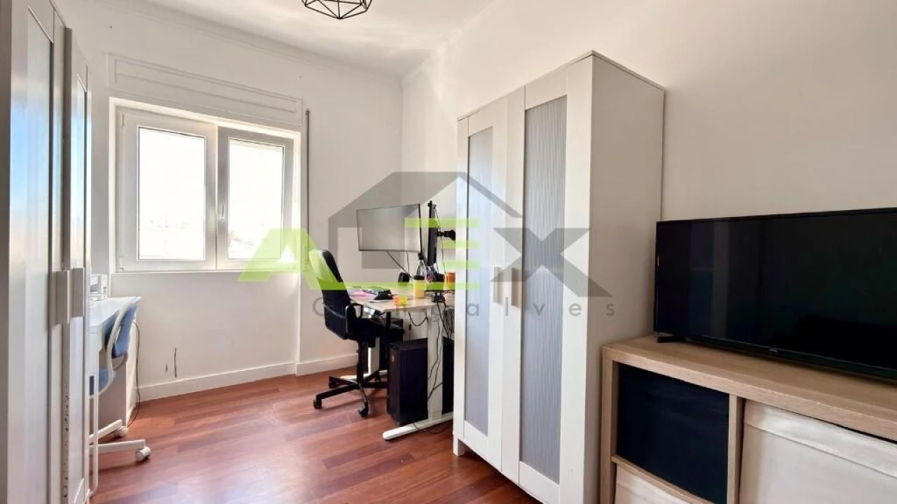 Apartamento T3 para Venda em Almada, Cova da Piedade, Pragal e Cacilhas Foto 22
