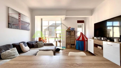 Apartamento T3 para Venda em Almada, Cova da Piedade, Pragal e Cacilhas