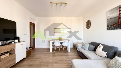 Apartamento T3 para Venda em Almada, Cova da Piedade, Pragal e Cacilhas