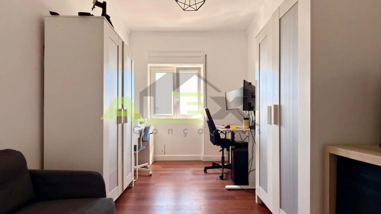 Apartamento T3 para Venda em Almada, Cova da Piedade, Pragal e Cacilhas Foto 24