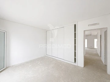 Moradia T3 para Venda em Fernao Ferro
