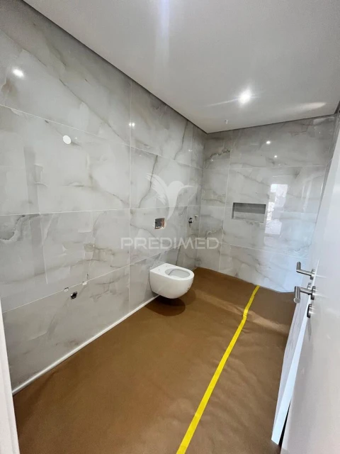 Moradia T3 para Venda em Fernao Ferro
