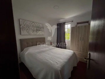 Moradia T3 para Venda em Santa Luzia