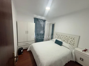 Moradia T3 para Venda em Santa Luzia