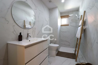 Moradia T12 para Venda em Santo Antonio dos Olivais