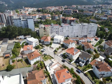 Moradia T12 para Venda em Santo Antonio dos Olivais