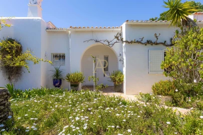 Moradia T3 para Venda em Lagoa e Carvoeiro