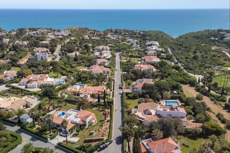 Moradia T3 para Venda em Lagoa e Carvoeiro Foto 8