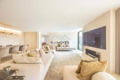 Moradia T5 para Venda em Rio Tinto