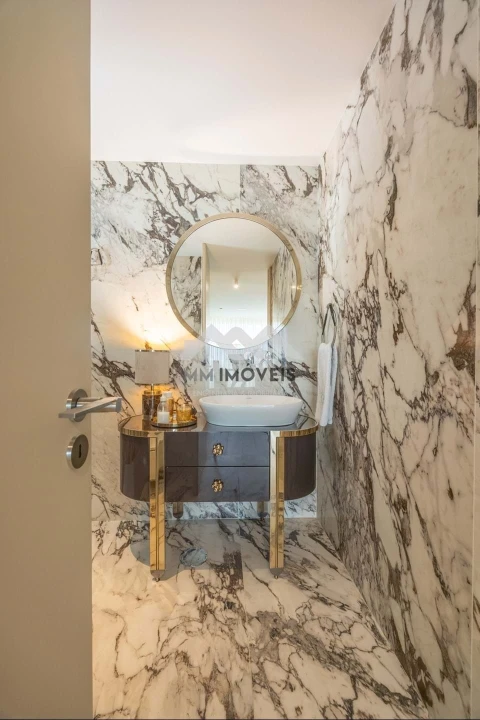 Moradia T5 para Venda em Rio Tinto