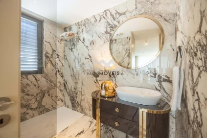 Moradia T5 para Venda em Rio Tinto