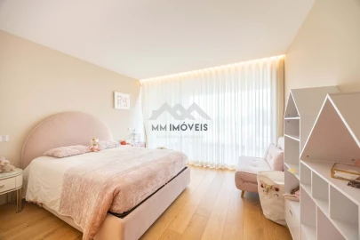 Moradia T5 para Venda em Rio Tinto